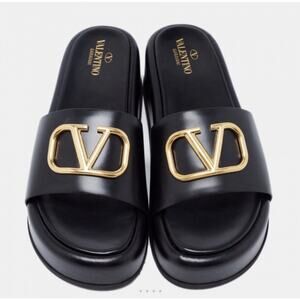 Valentino Dusty Black Leather VLogo Signature Platform Slides Size 41 Us 10.5